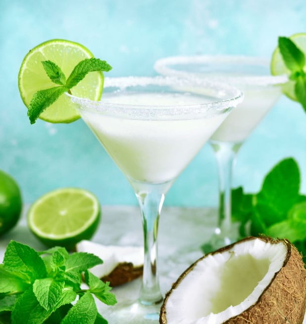 viski coconut kokteyli